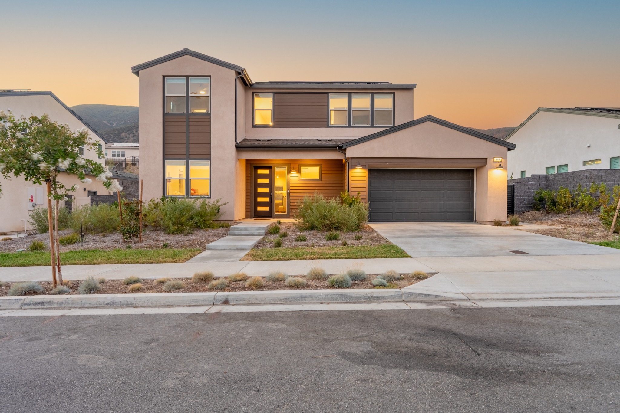 Warm contemporary residence